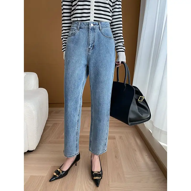 ボトムス デニムパンツ アンクル丈 すっきり見える ジーンズ ライトブルー