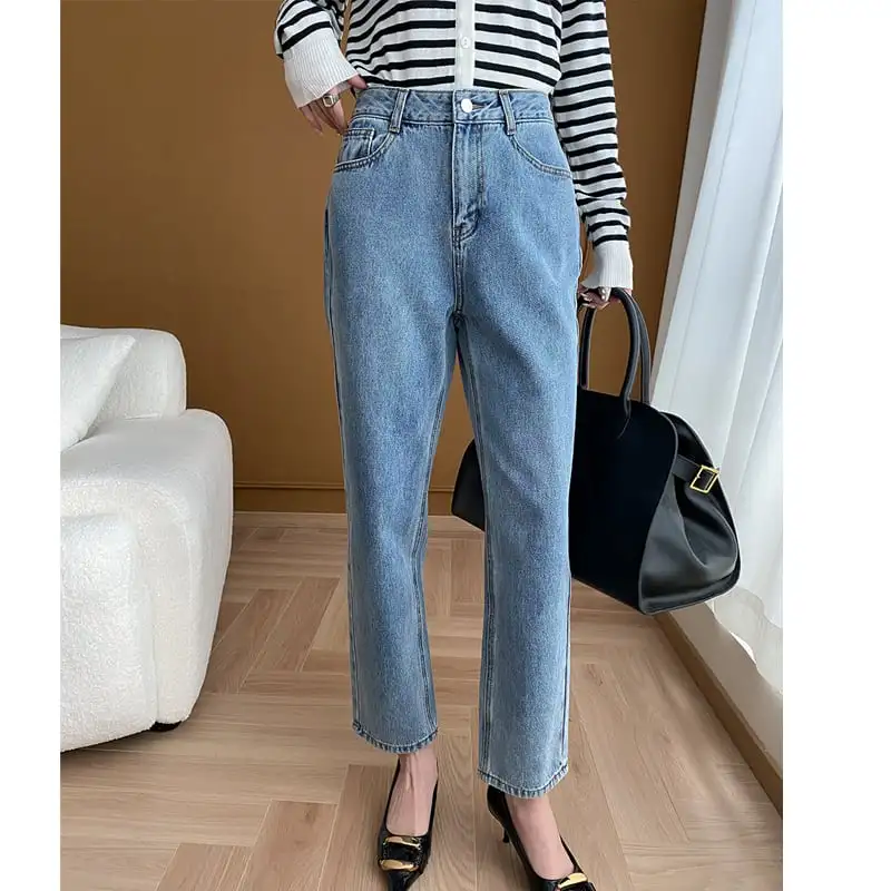 ボトムス デニムパンツ アンクル丈 すっきり見える ジーンズ ライトブルー