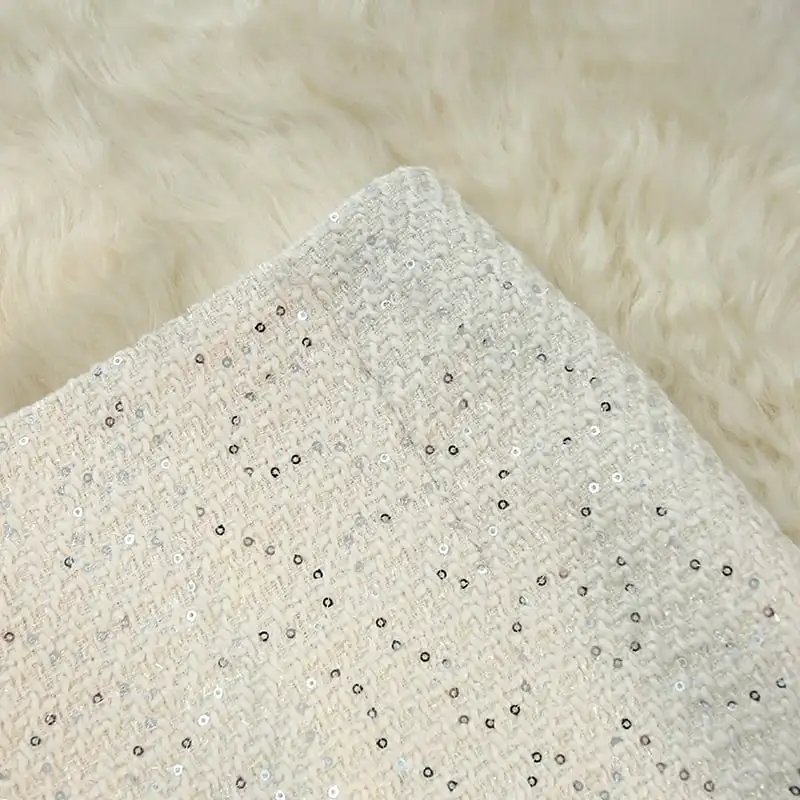 ボトムス スカート 2色展開 スパンコール バックスリット ツイード ホワイト ブラック