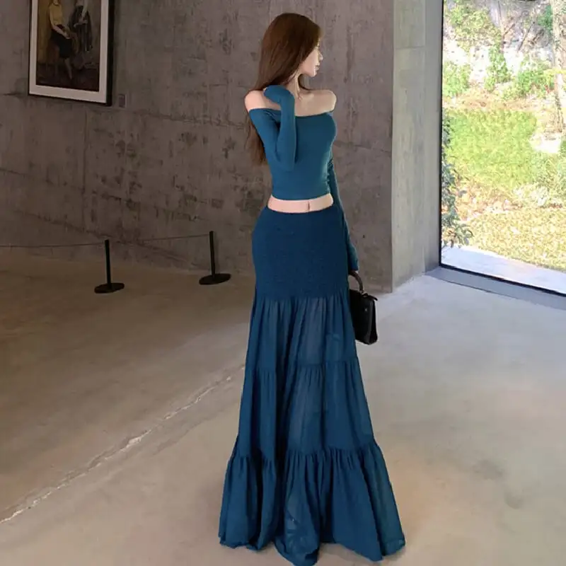 セットアップ トップス+スカート ボートネックデザイン 無地 ブルー