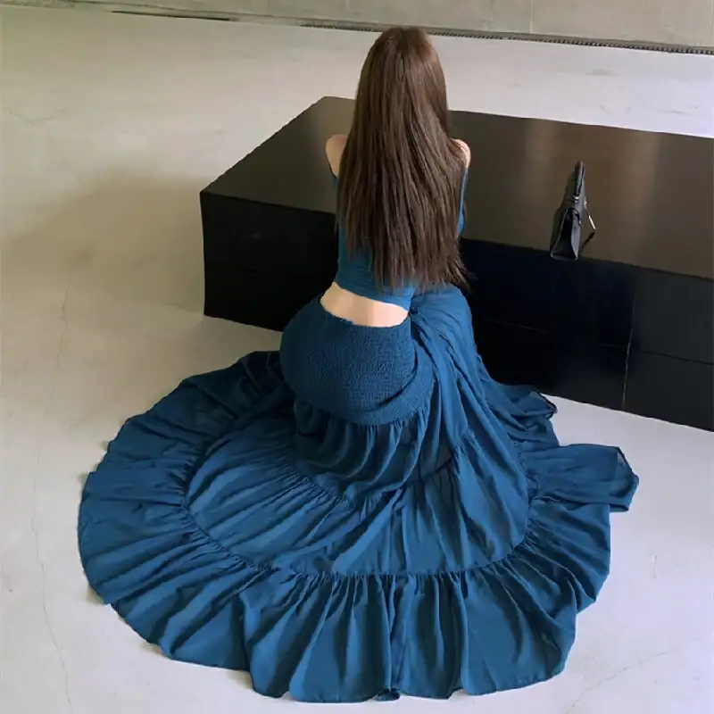 セットアップ トップス+スカート ボートネックデザイン 無地 ブルー