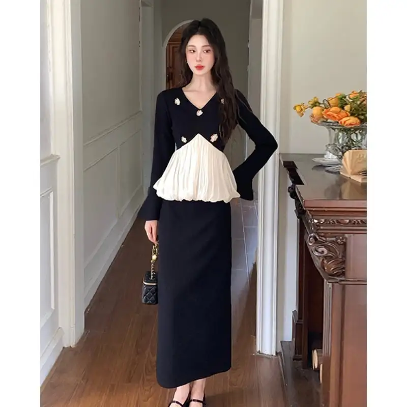 セットアップ トップス+スカート スピーカースリーブ 長袖 デザイン感 ブラック