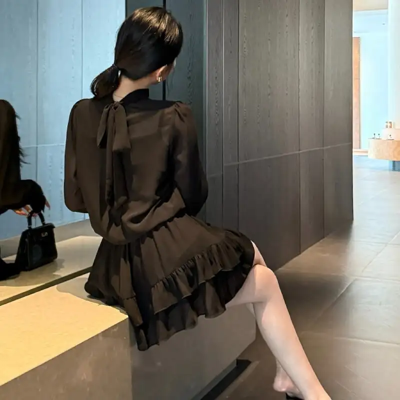 セットアップ トップス+スカート バックリボン ペプラム ブラック