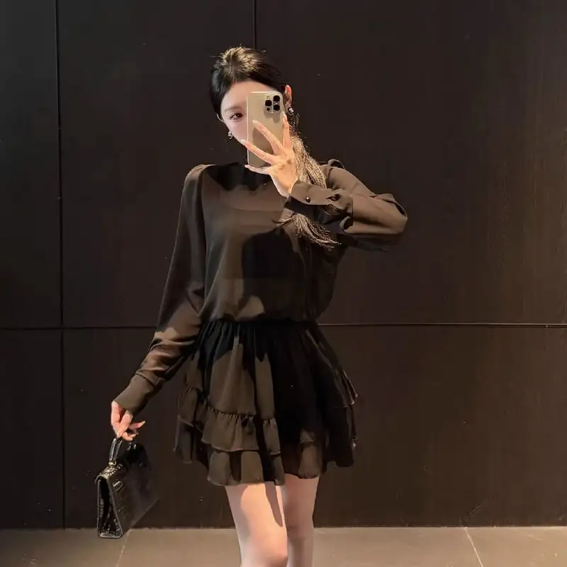 セットアップ トップス+スカート バックリボン ペプラム ブラック