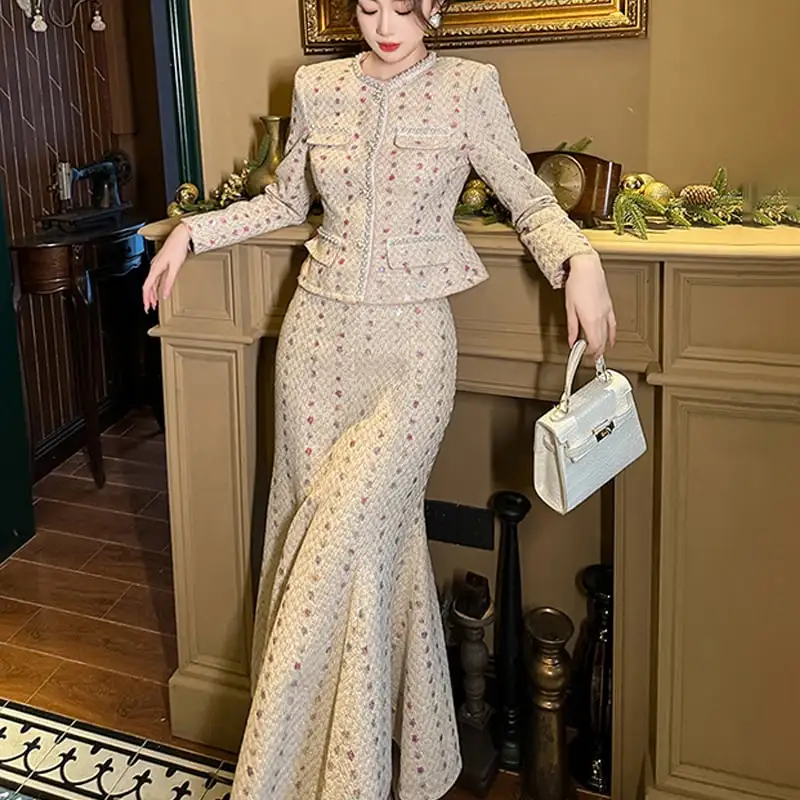 セットアップ デザイン感 ツイード フィッシュテール スパンコール トップス+スカート