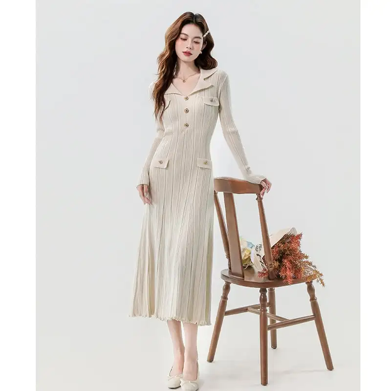 ワンピース ３色展開 ニット シンプル 長袖 レッド ブラック ベージュ