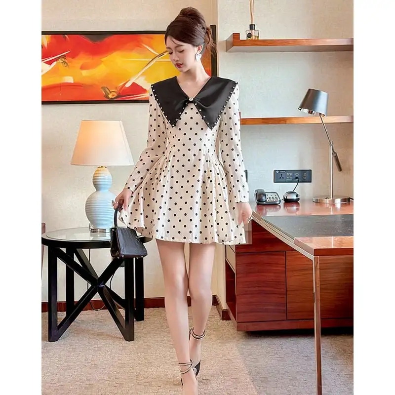 ワンピース ドット柄 長袖 ラウンドカラー ラインストーン