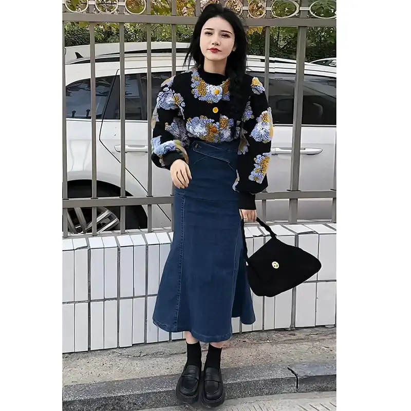 細見効果抜群 パプラム バックスリット ヒップアップ デニムスカート