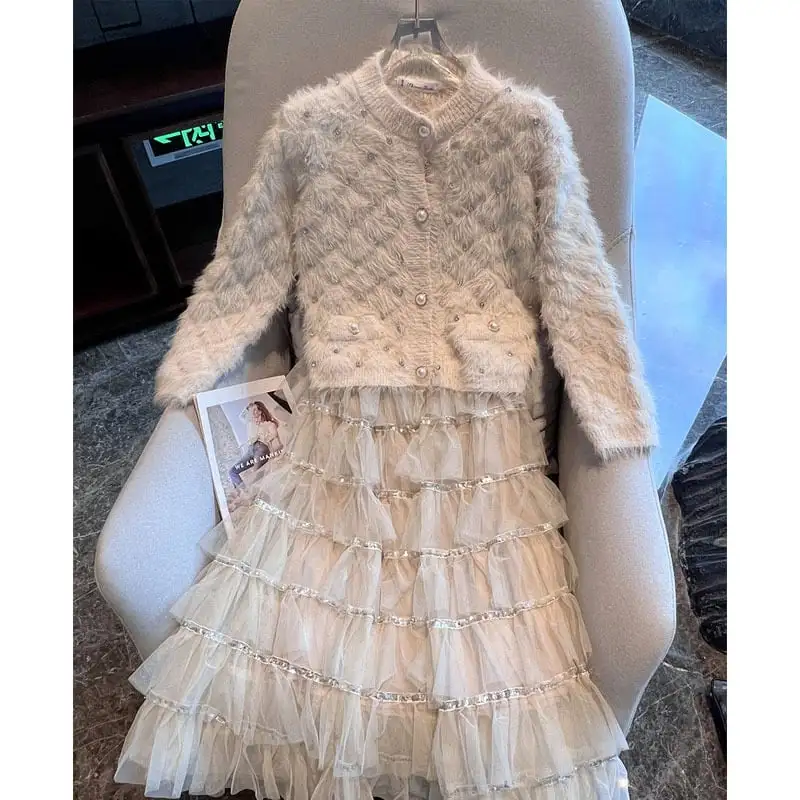 セットアップ セーター+スカート 2色展開 ラインストーン ライトベージュ ライトブラウン