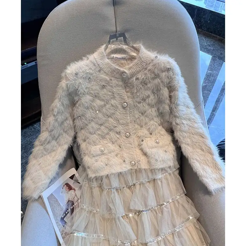 セットアップ セーター+スカート 2色展開 ラインストーン ライトベージュ ライトブラウン