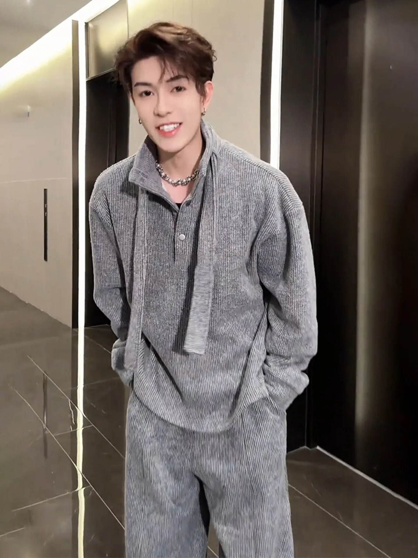 セットアップ トレーナー+カジュアルパンツ ルーズ シンプル 二点セット