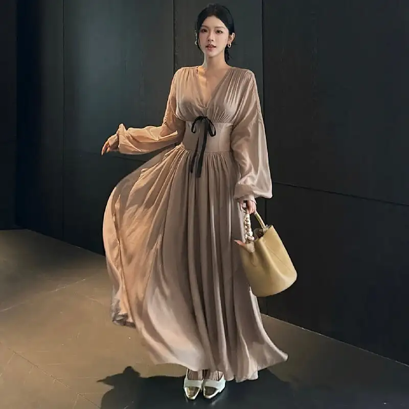 ワンピース Vネック バックリボン ランタンスリーブ ライトブラウン