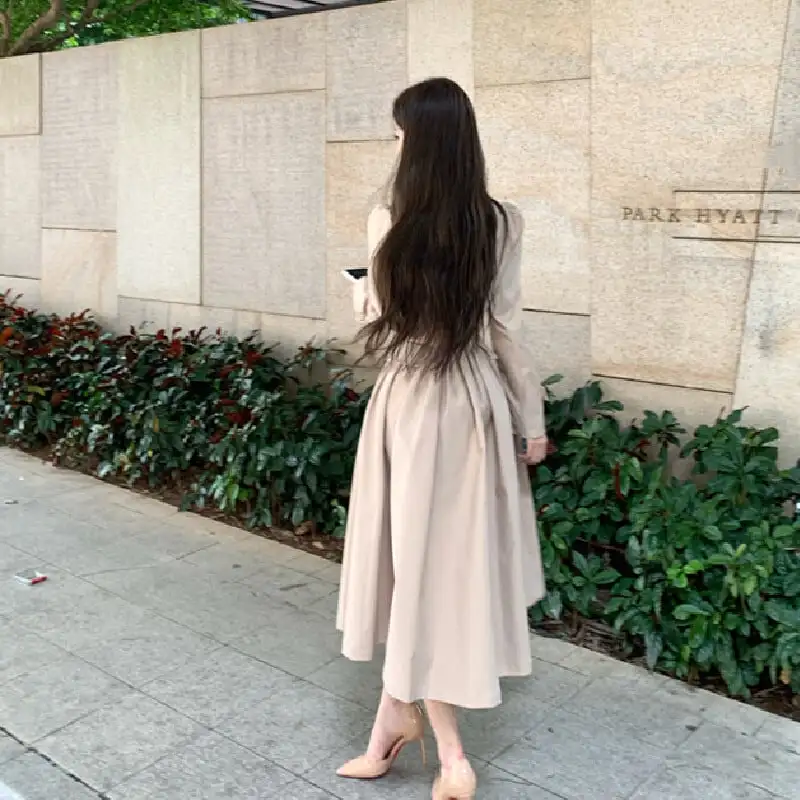 トレンチ風ワンピース 大人カジュアル すっきり ダークベージュ