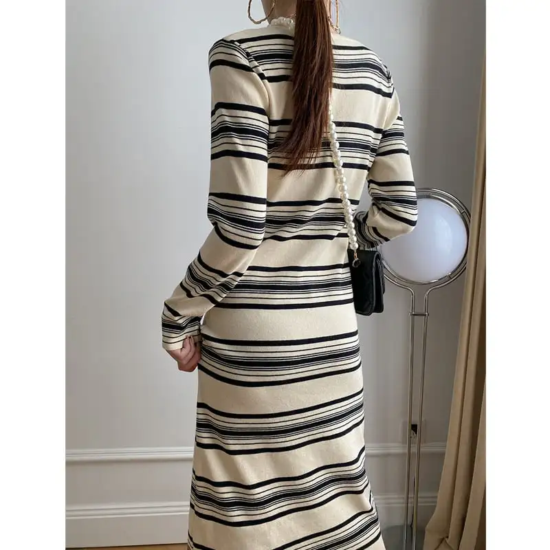 ワンピース ニット 配色 ストライプ柄 シンプル 長袖 ベージュ ブラック
