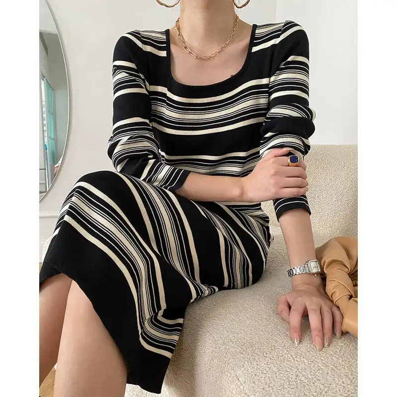 ワンピース ニット 配色 ストライプ柄 シンプル 長袖 ベージュ ブラック