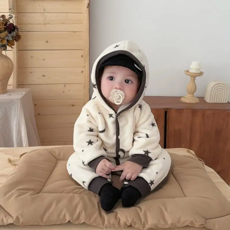 【66-100cm】スター柄もこもこオールインワン