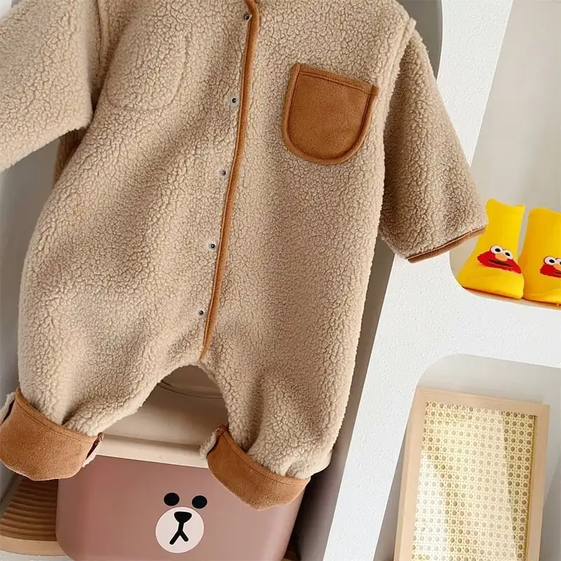 【66-100cm】リバーシブルもこもこブラウンロンパース