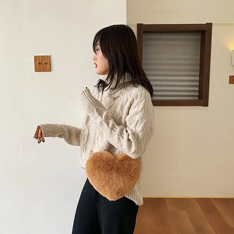 バッグ ショルダーバッグ 可愛い チェーンバッグ 大容量 ビロード 心 ファッション