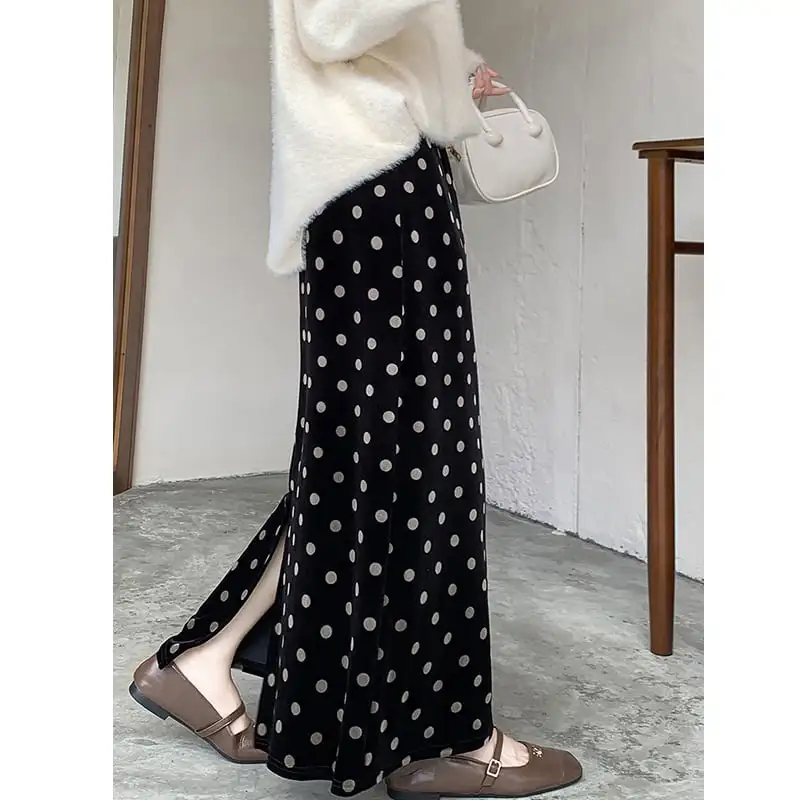 ボトムス スカート ベルベット ドット柄 バックスリット ブラック