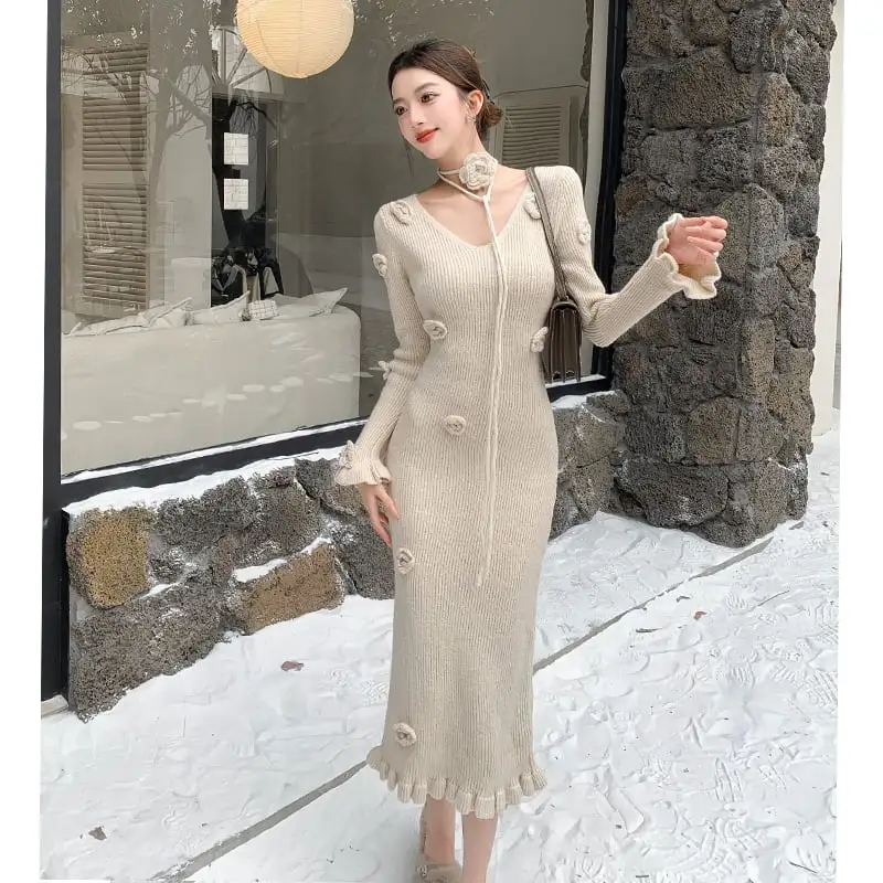 ワンピース ニット 気質溢れる 立体フラワーデザイン ダークベージュ