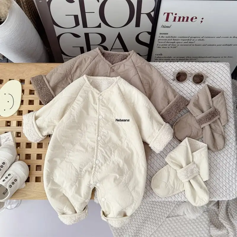 【66-90cm】冬新作　暖かい防寒ロンパース＆マフラー