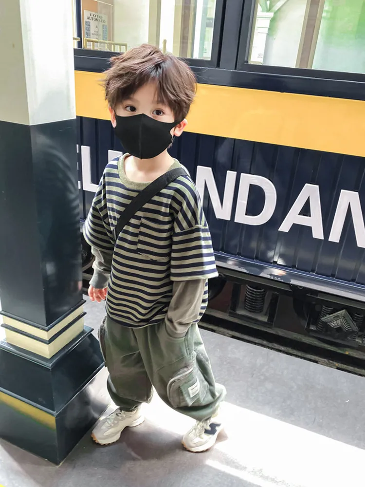 【80-120cm】よく売れる ボーダー柄 ルーズ フェイクレイヤード 長袖 Tシャツ