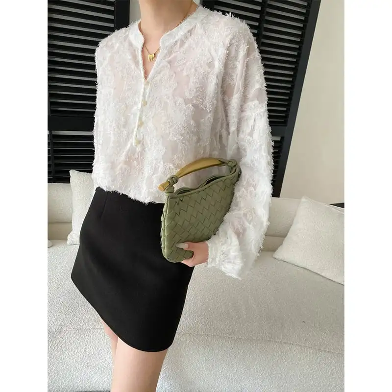 トップス シャツ Vネック ランタンスリーブ 通勤