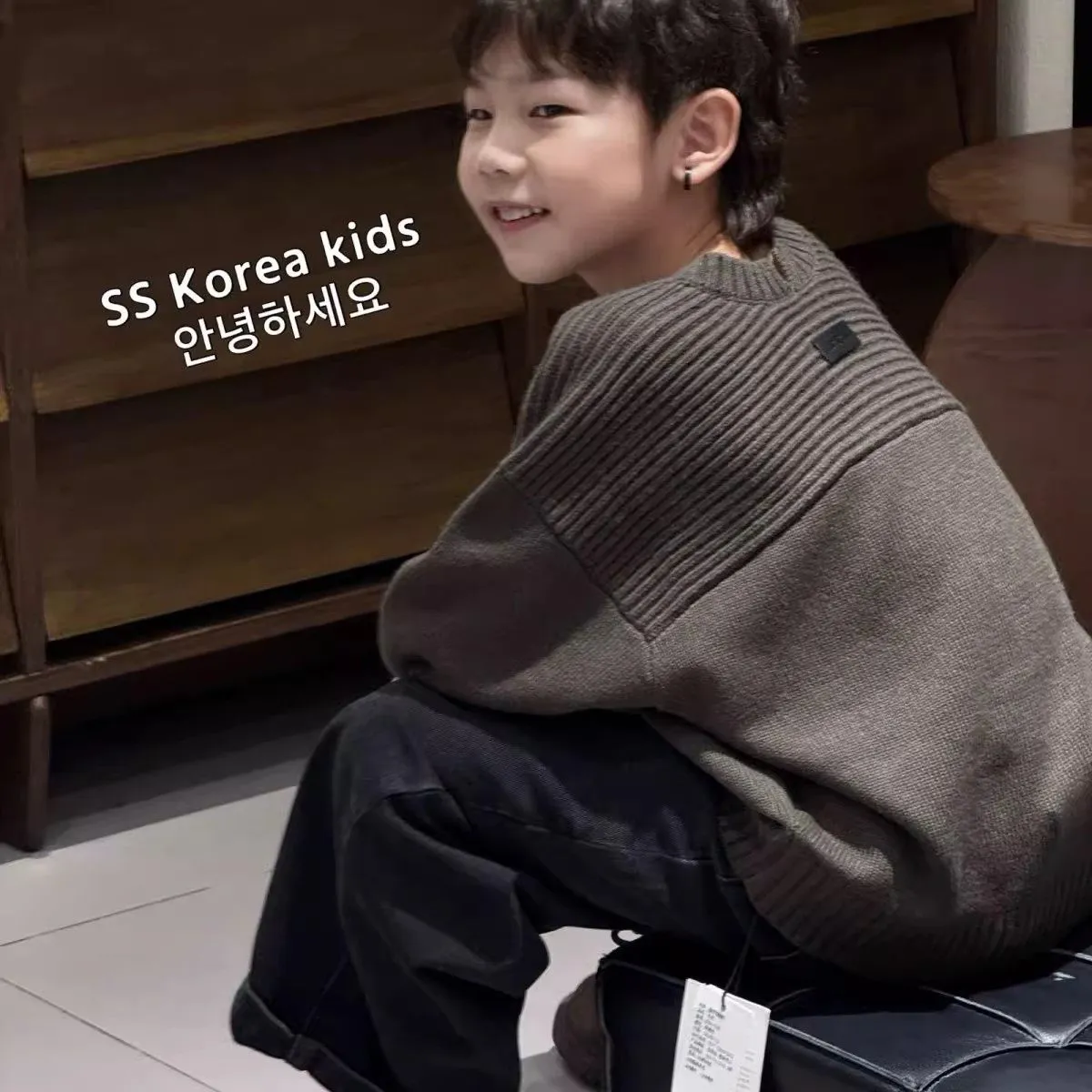 【100-150cm】絶対欲しい！カジュアル トレンド カッコイイ ニット セーター