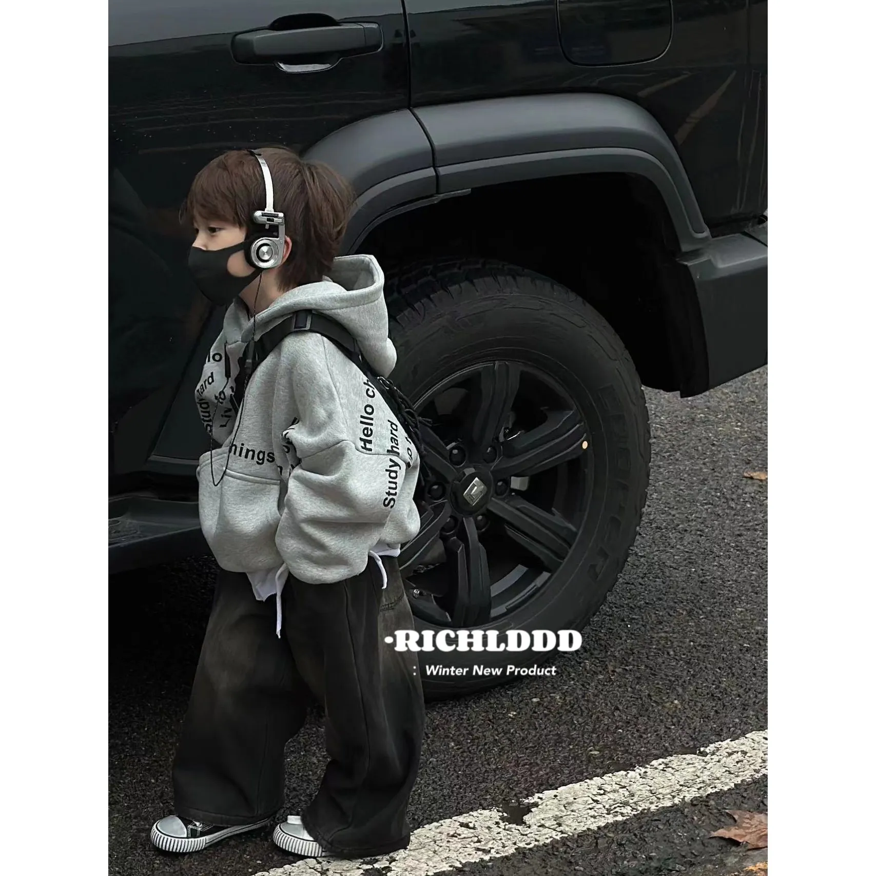 【90-150cm】今季大注目 アルファベット トレンド カジュアル フード付き パーカー