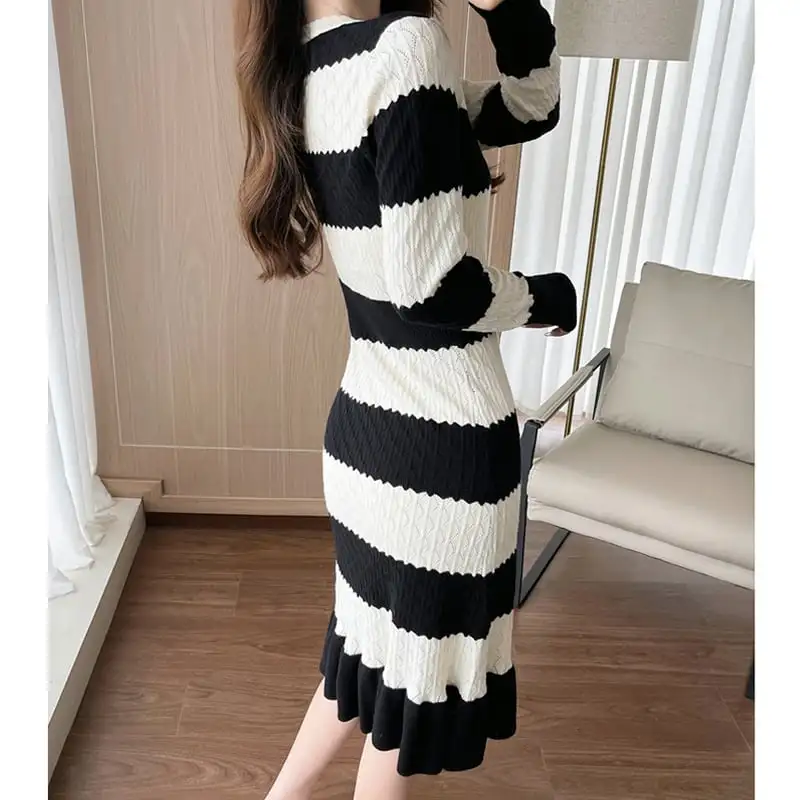 ワンピース ニット 配色 Vネック 気質溢れる ストライプ柄