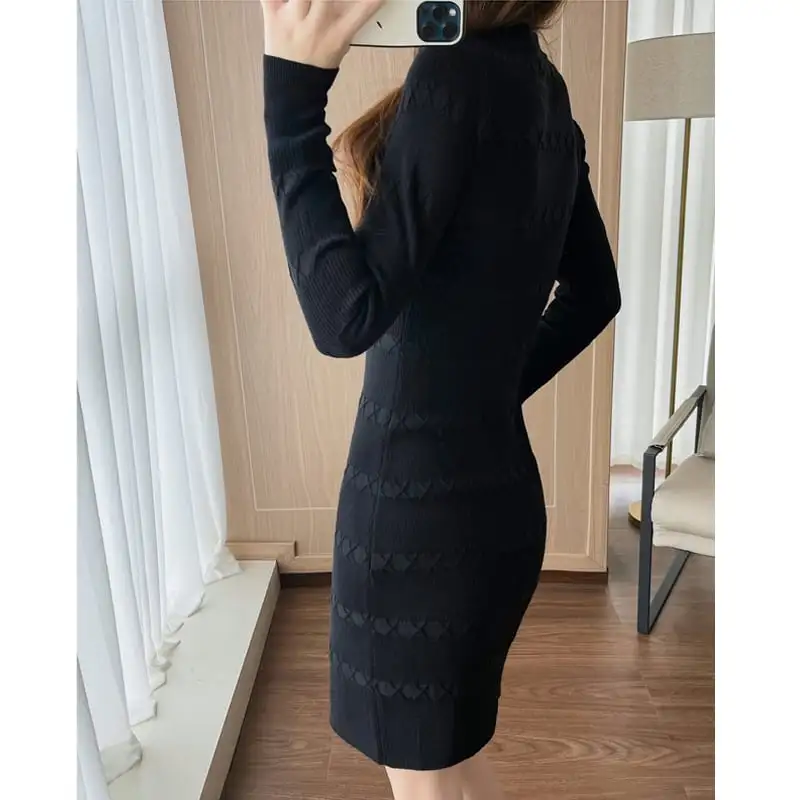 ワンピース ニット ラウンドネック フェミニン ブラック