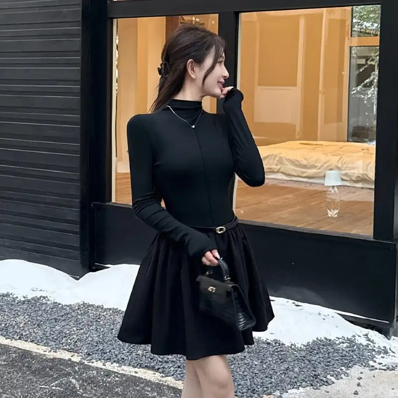 ワンピース シルエット デイリー 着こなし 長袖 ブラック