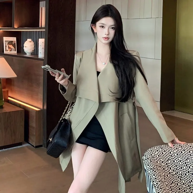 アウター トレンチコート ビッグラペル ミドル丈 抜け感 気質溢れる