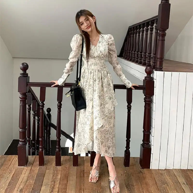 ワンピース Vネック 肩パフ 長袖 ロング丈 花柄 気質溢れる