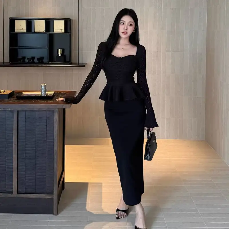 セットアップ スクエアネック スピーカースリーブ トップス+バックスリット スカート