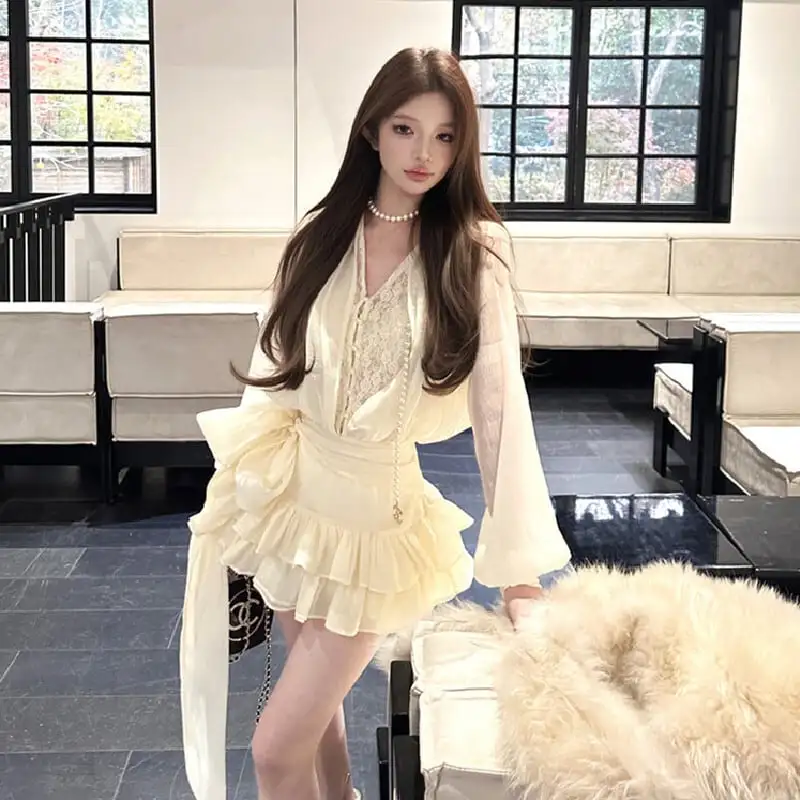 レース リボン スウィート ティアードワンピース デザイン感