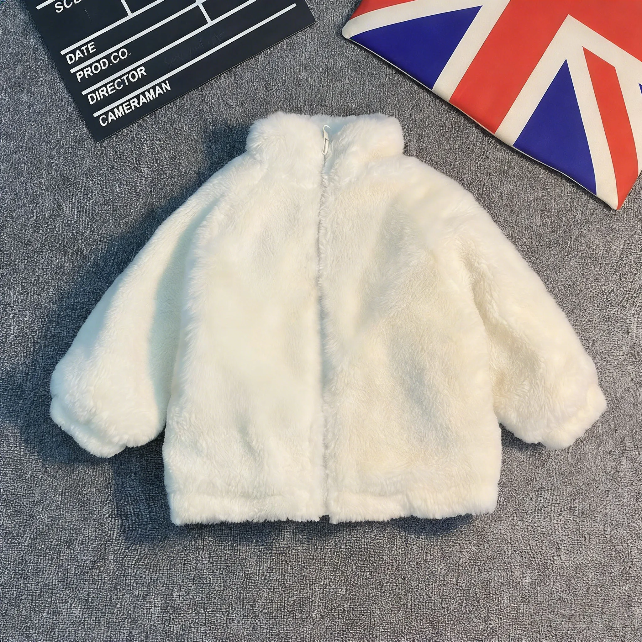 【90-140cm】売り切れ必至 大注目 寒さ対策 カッコイイ 合わせやすい 男の子 女の子 アウター